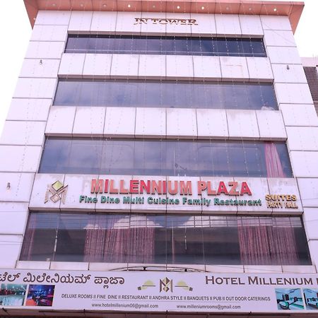 Millennium Plaza Hotel Kammasandra Exterior foto